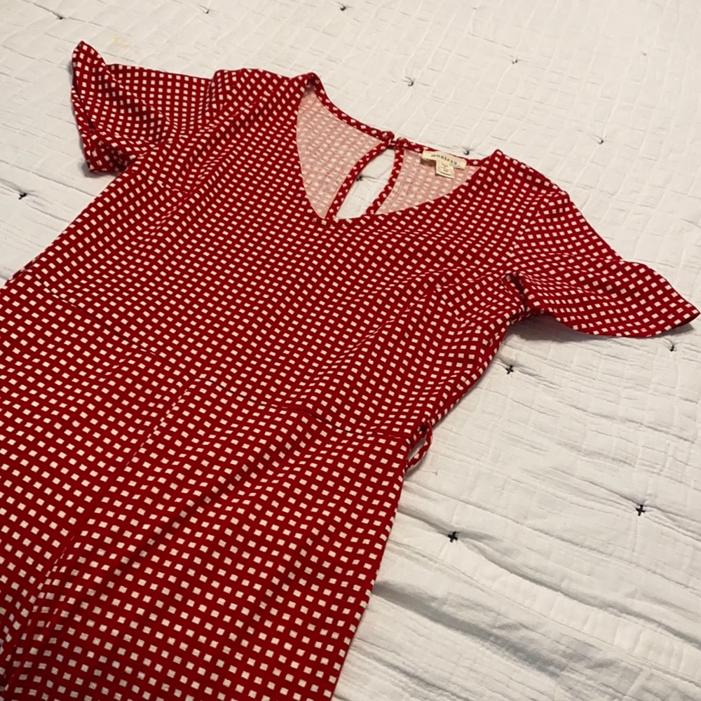 NWOT - Adorable jumpsuit - size medium